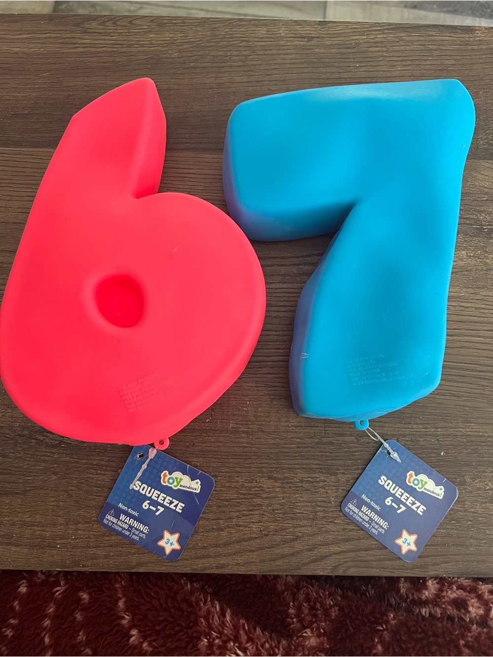 SMITH Foam Squeeze Numbers 6 (Pink) & 7 (Blue) Learning Set
